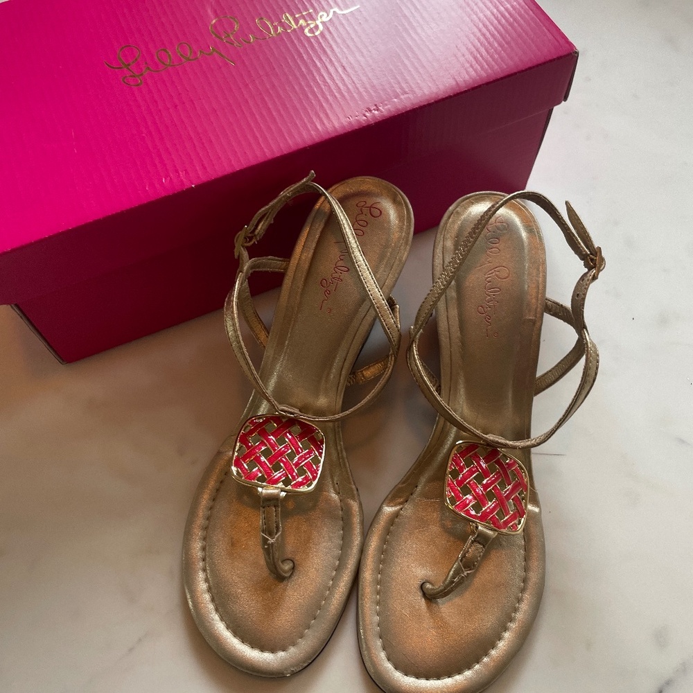 Lilly Pulitzer size 7.5 Sandals